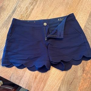Lilly Pulitzer size 4 short
